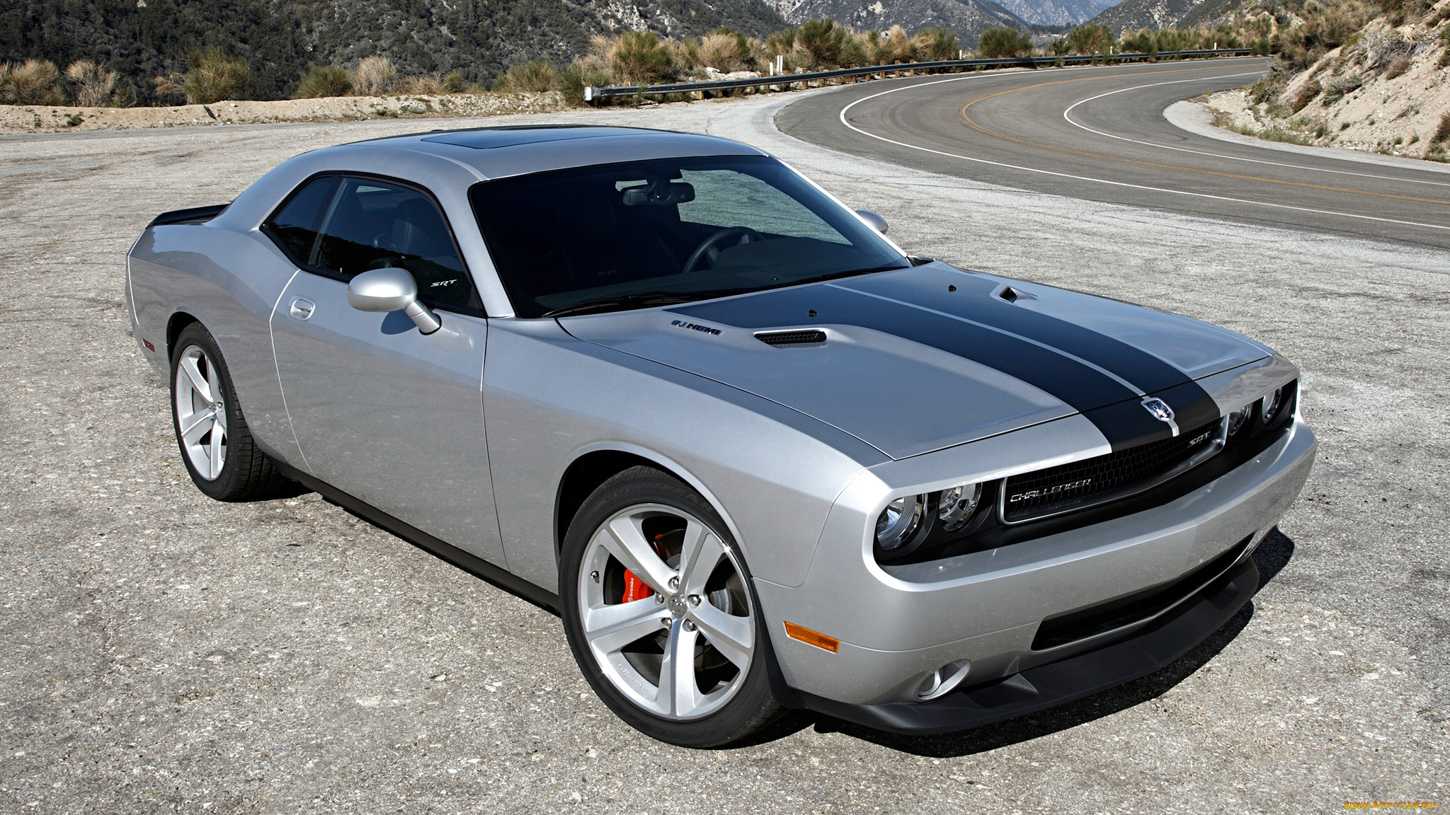 Dodge Challenger srt 2008